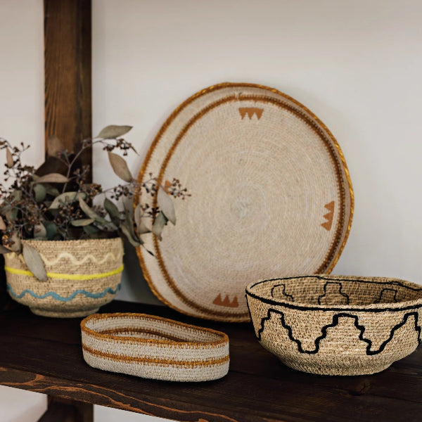 Apex Seagrass Round Tray