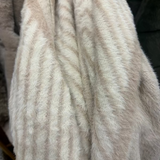 Neeltje Scarf