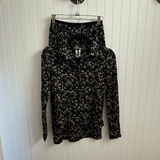Green Glow Flowers Top