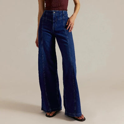 Libre Wide-Leg Jean