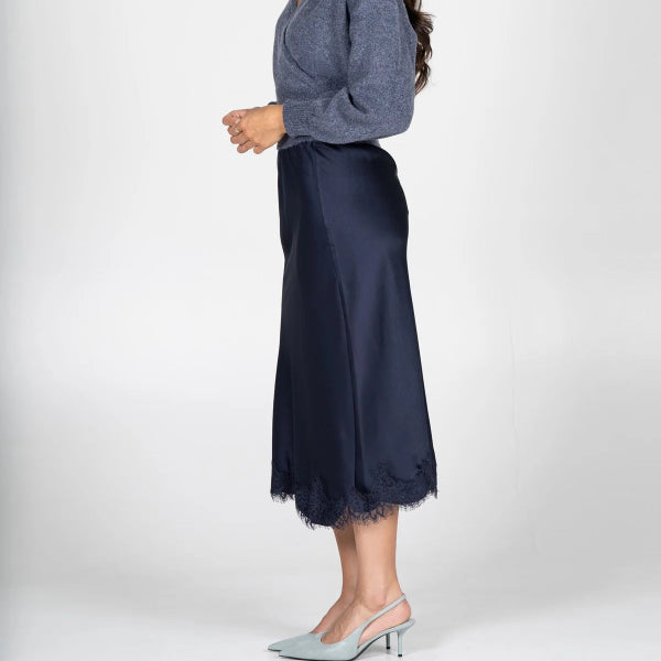 Satin Skirt w Lace Trim