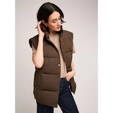 Nora Vest