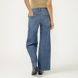 Suki Curvy Mid Rise Wide