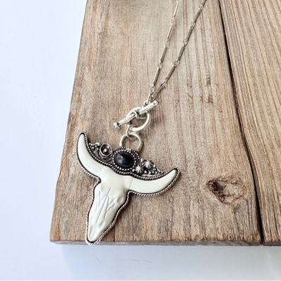 Western Steerhead Stone Pendant Necklace