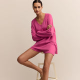 V-Neck Modern Weekender