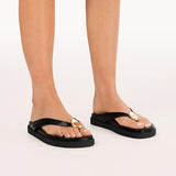 Antonie Sandal