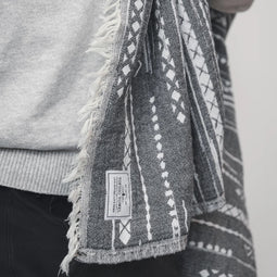 The Chara - Fleece Lined Throw