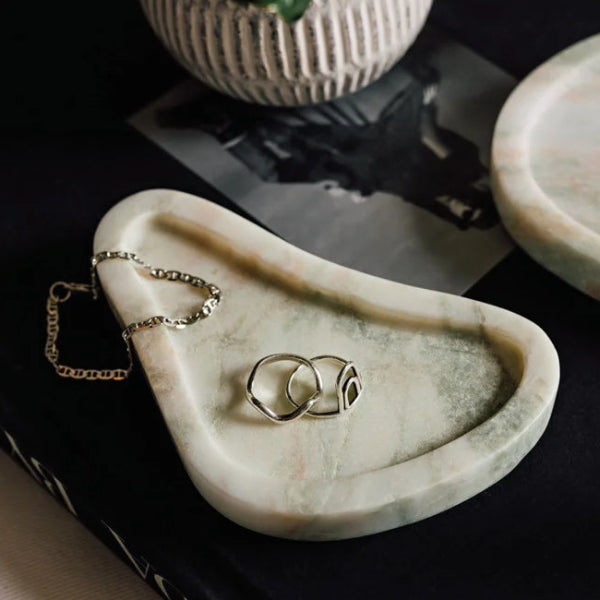 Onyx Shaped Tray
