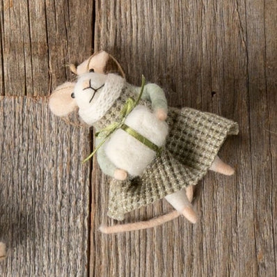 Wintergreen Willa Mouse